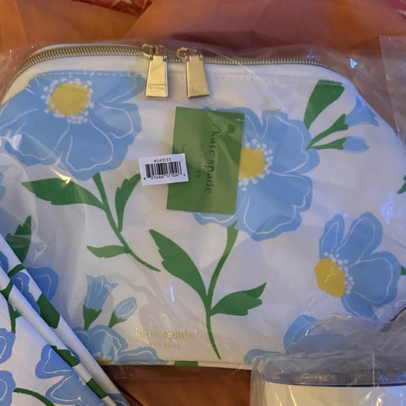 Kate Spade Blue and Yellow Floral Set - Picture 6 of 13